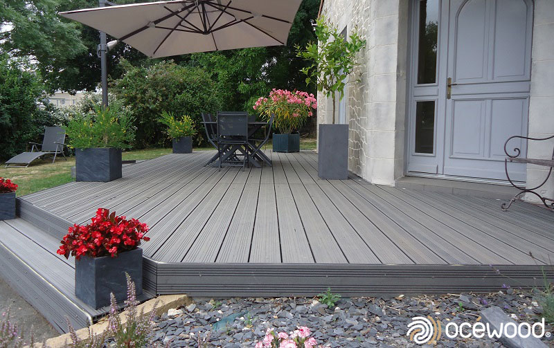 Déco terrasse grise anthracite - blog décoration Clem ATC